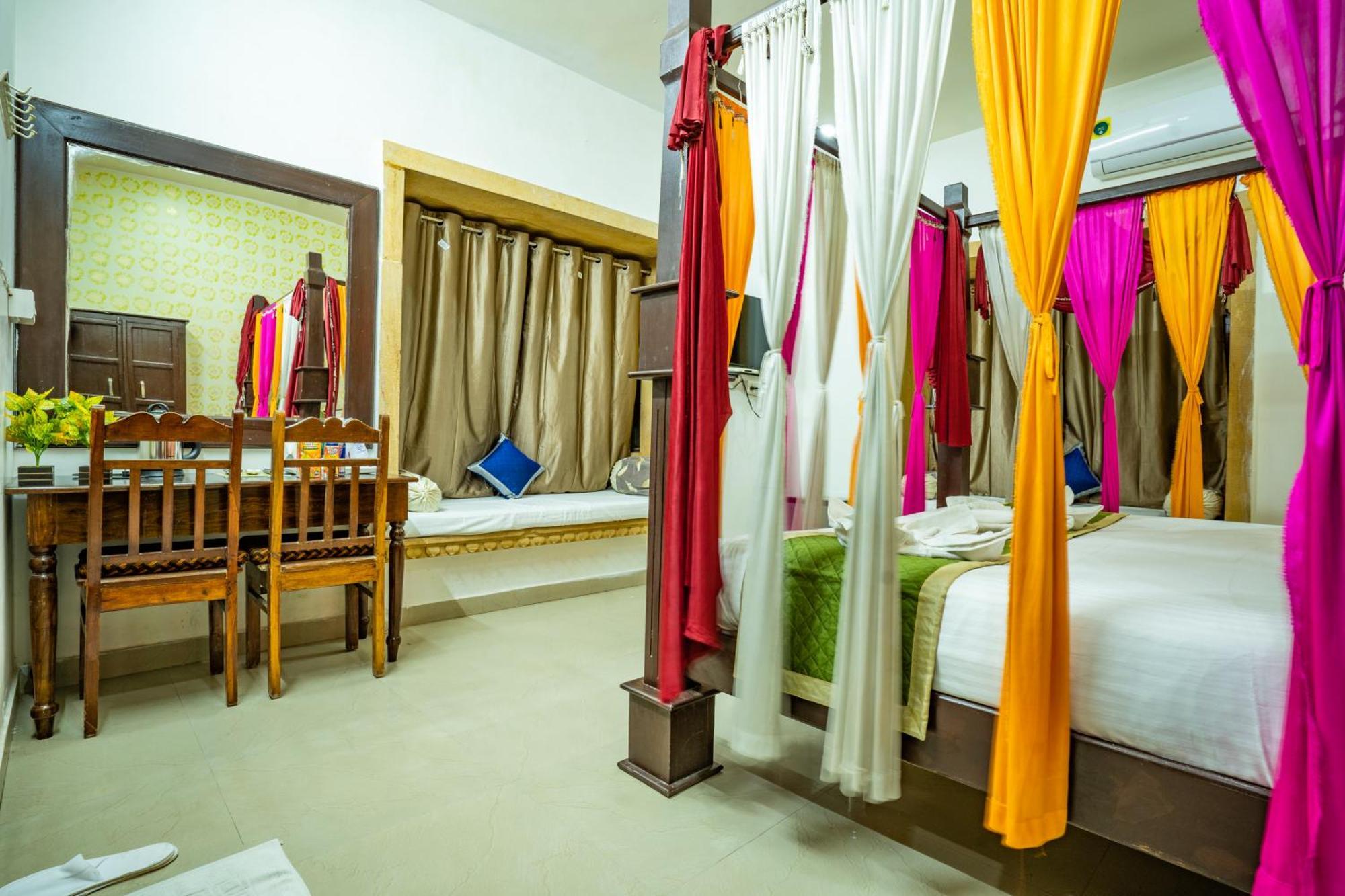 Hotel Marina Mahal With Swimming Pool Jaisalmer Exterior photo